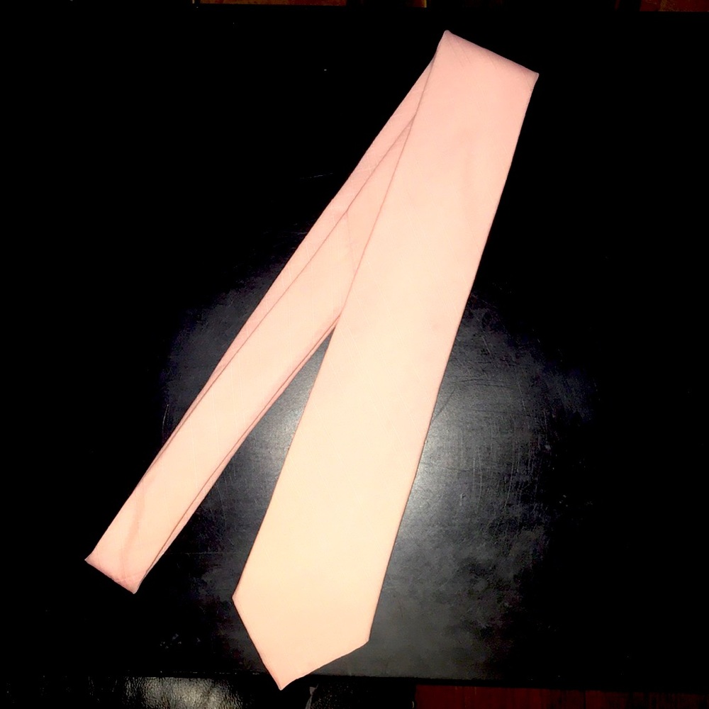 Legacy signature necktie